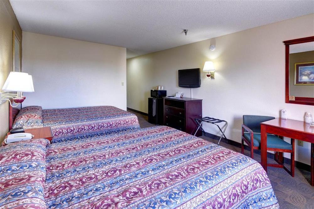 Regency Inn & Suites Biloxi Quarto foto